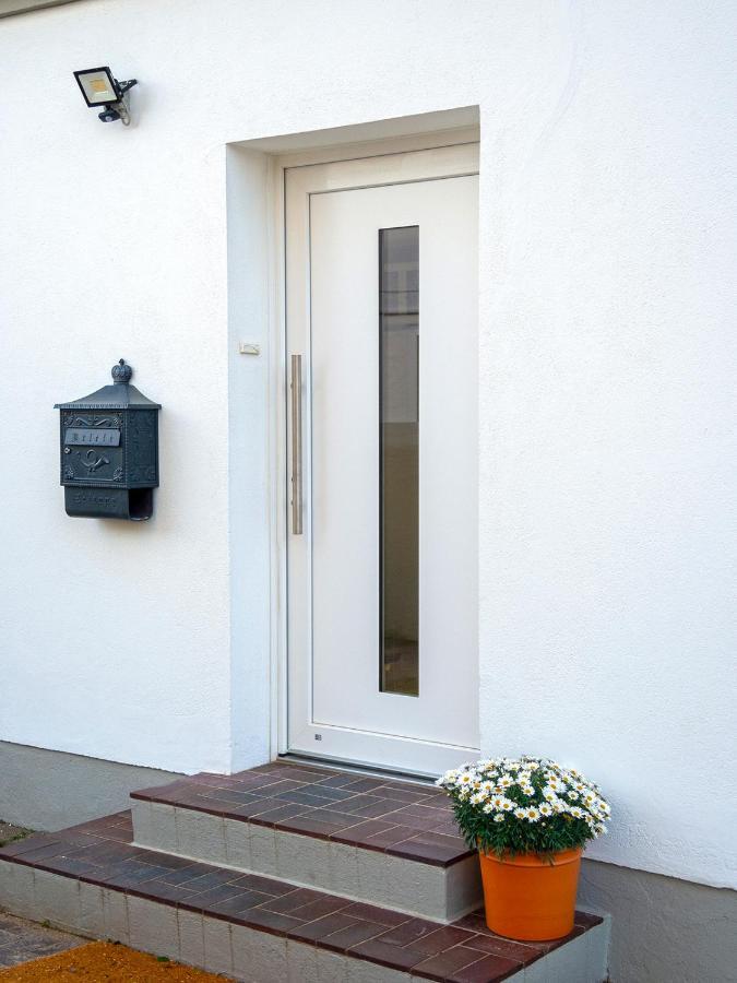 Grosses Ferienhaus Mit 4 Schlafzimmern Eutin Exterior photo